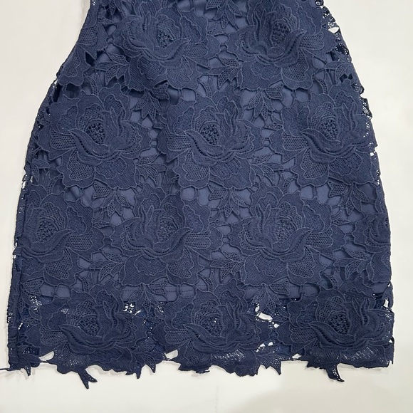 NWT Lauren Nicole What a Doll Dress Navy crochet Floral Lace Halter Mini Dress S - Picture 4 of 12